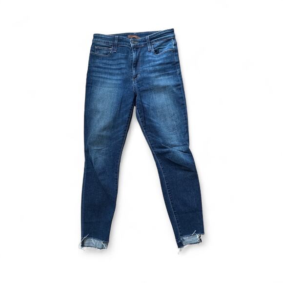Joe’s Women’s Dark Wash Skinny with Raw Hem size 27 - Picture 1 of 7